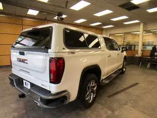 GMC Sierra 1500 2024 4x4 SLT 4dr Crew Cab 6.6 ft. SB