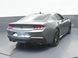 Ford Mustang 2025 EcoBoost 2 puertas Fastback
