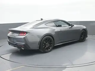 Ford Mustang 2025 EcoBoost 2 puertas Fastback