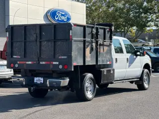 Ford F-350 Super Duty 2013 4x4 XL 4dr Cab de Crew 6.8 ft. SB SRW Pickup