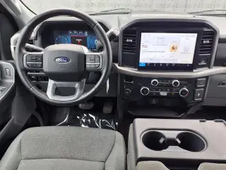 Ford F-150 2025 4x4 XLT 4 puertas SuperCrew caja corta de 5.5 pies