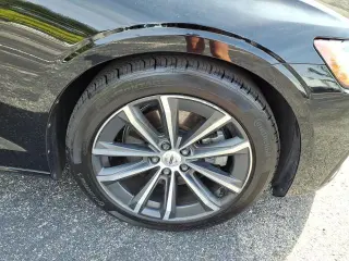 Volvo S60 2022 AWD B5 Momentum sedán de 4 puertas