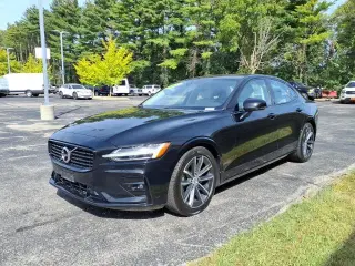 Volvo S60 2022 AWD B5 Momentum sedán de 4 puertas