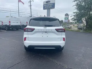 Ford Escape 2023 Tracción en las Cuatro Ruedas (AWD) ST-Line SUV de 4 puertas