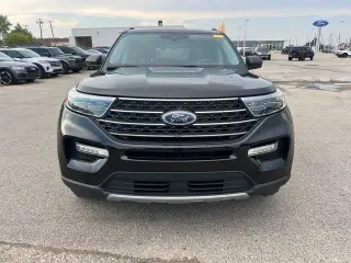 Ford Explorer 2023 AWD XLT SUV de 4 puertas