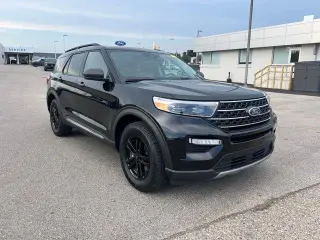 Ford Explorer 2023 AWD XLT SUV de 4 puertas