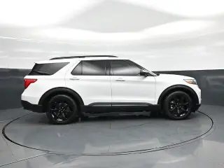 Ford Explorer 2021 XLT SUV de 4 puertas