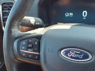 Ford Ranger 2024 4x4 Lariat 4 puertas SuperCrew caja corta de 5 pies