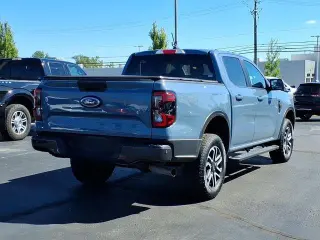 Ford Ranger 2024 4x4 Lariat 4 puertas SuperCrew caja corta de 5 pies