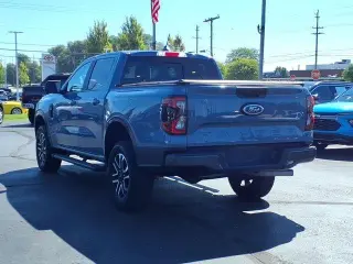 Ford Ranger 2024 4x4 Lariat 4 puertas SuperCrew caja corta de 5 pies