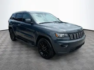 Jeep Grand Cherokee 2017 4x4 Laredo E SUV de 4 puertas