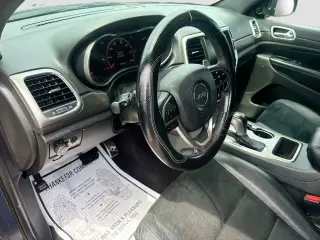 Jeep Grand Cherokee 2017 4x4 Laredo E SUV de 4 puertas