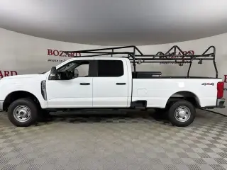 Ford F-250 Super Duty 2024 4x4 XL 4dr Cab de Trabajo Pickup de 6.8 pies de largo