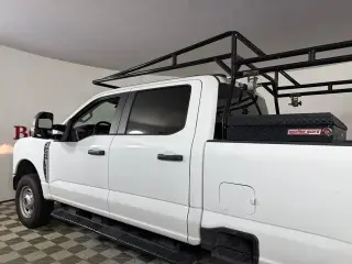 Ford F-250 Super Duty 2024 4x4 XL 4dr Cab de Trabajo Pickup de 6.8 pies de largo
