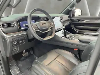 Jeep Wagoneer 2022 4x4 Serie III Carbide SUV de 4 puertas