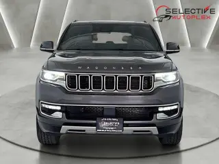 Jeep Wagoneer 2022 4x4 Serie III Carbide SUV de 4 puertas
