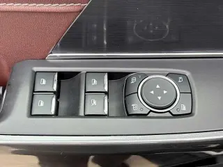 Ford F-150 2023 4x4 Lariat 4dr SuperCrew 6.5 ft. SB