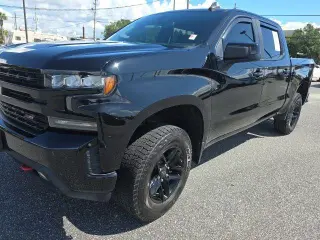 Chevrolet Silverado 1500 2020 4x4 LT Trail Boss 4 puertas Crew Cab Caja Corta de 5.8 pies