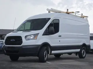 Ford Transit 2017 250 3 puertas LWB Furgoneta de carga de techo medio con puerta corrediza del lado del pasajero