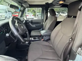 Jeep Wrangler 2015 4x4 Sport SUV de 2 puertas