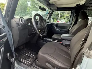 Jeep Wrangler 2015 4x4 Sport SUV de 2 puertas