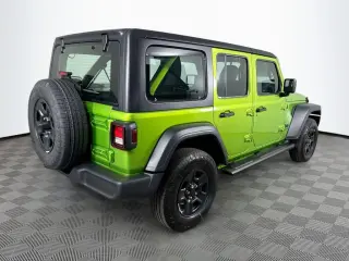 Jeep Wrangler 2025 4x4 Sport SUV de 4 puertas