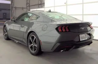 Ford Mustang 2025 EcoBoost 2 puertas Fastback