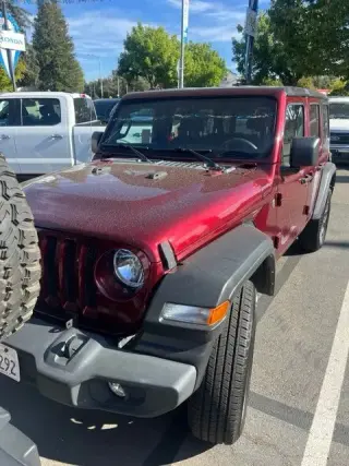 Jeep Wrangler Unlimited 2022 4x4 Sport SUV de 4 puertas