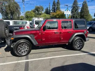 Jeep Wrangler Unlimited 2022 4x4 Sport SUV de 4 puertas