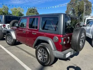 Jeep Wrangler Unlimited 2022 4x4 Sport SUV de 4 puertas