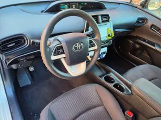 Toyota Prius 2017 Two 4dr Hatchback