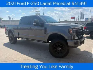 Ford F-250 Super Duty 2021 4x4 Lariat 4dr Crew Cab 6.8 ft. SB Pickup