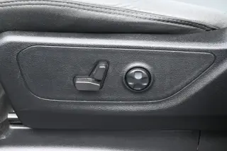 Ram 1500 2021 4x4 Big Horn Cabina Doble 4p Caja de 5.6 pies Pickup