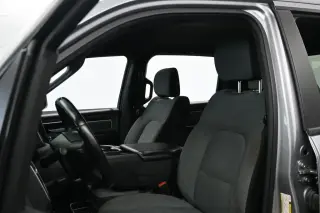 Ram 1500 2021 4x4 Big Horn Cabina Doble 4p Caja de 5.6 pies Pickup