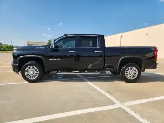 Chevrolet Silverado 3500HD 2020 4x4 High Country 4dr Crew Cab SB SRW