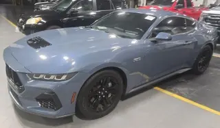 Ford Mustang 2024 GT de 2 puertas Fastback