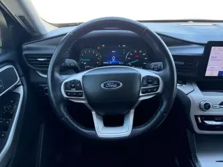 Ford Explorer 2023 XLT SUV 4 puertas
