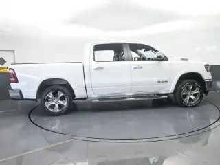 Ram 1500 2022 4x2 Laramie 4dr Crew Cab 5.6 ft. SB Pickup
