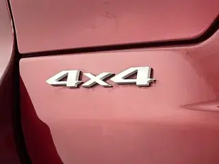Jeep Grand Cherokee 2024 4x4 Laredo SUV de 4 puertas