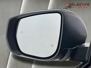 Jeep Grand Cherokee 2024 4x4 Laredo SUV de 4 puertas