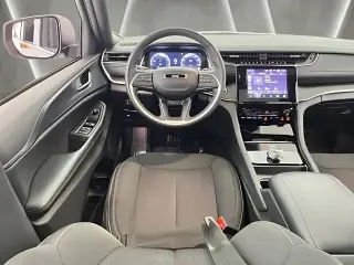 Jeep Grand Cherokee 2024 4x4 Laredo SUV de 4 puertas