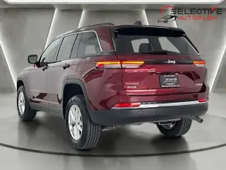 Jeep Grand Cherokee 2024 4x4 Laredo SUV de 4 puertas