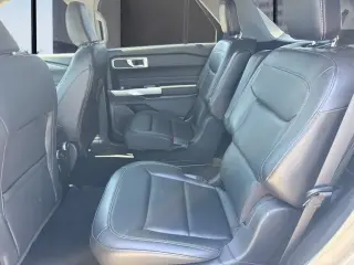 Ford Explorer 2023 XLT 4x4 SUV