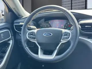 Ford Explorer 2023 XLT 4x4 SUV
