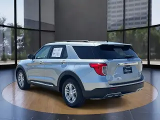 Ford Explorer 2023 XLT 4x4 SUV