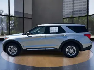 Ford Explorer 2023 XLT 4x4 SUV