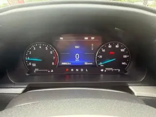 Ford Explorer 2023 AWD XLT SUV de 4 puertas