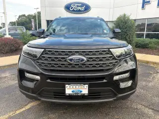 Ford Explorer 2023 AWD XLT SUV de 4 puertas