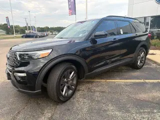 Ford Explorer 2023 AWD XLT SUV de 4 puertas