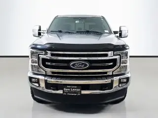 Ford F-250 Super Duty 2022 4x4 Lariat Cabina Crew Cab de 4 puertas y caja corta de 6.8 pies